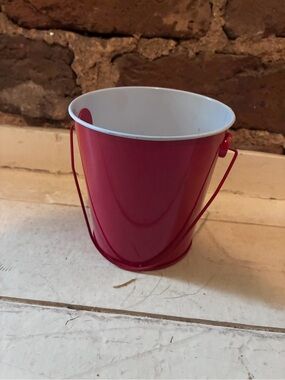 Colored Metal Bucket with Handle, 1 Pack Galvanized Iron Pail Bucket for Kids,